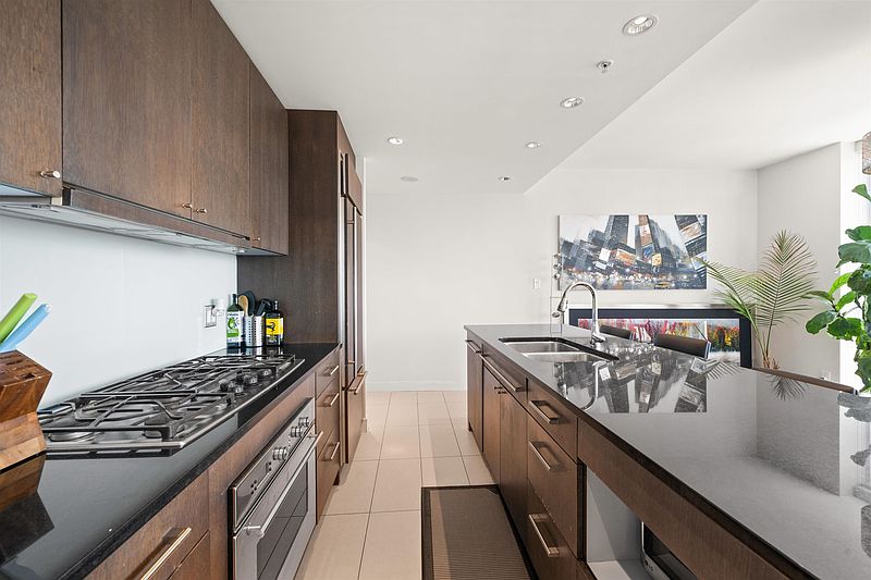 Vancouver Condominimum for rent - 2 Bedrooms — photo 8