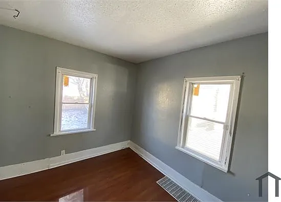 1776 Tecumseh St — Photo 11