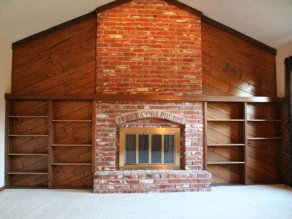Greatroom with fireplace.