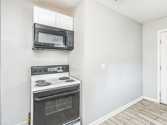 4th image of 2191 Clayton Ave