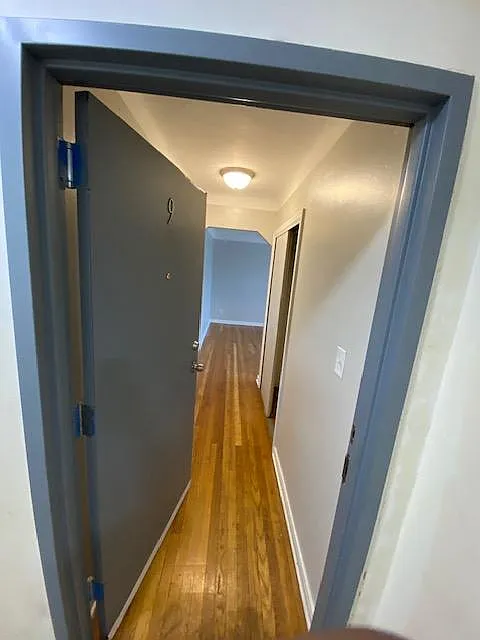 Building Photo - 4837 Cadieux Ave #9