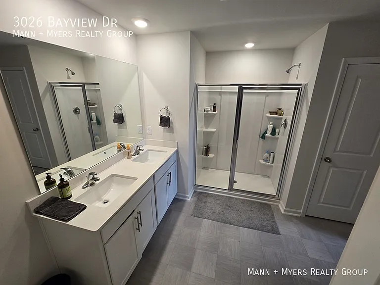 3026 Bayview Dr — Photo 24