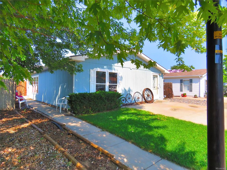 1st image of 209 Versailles St
