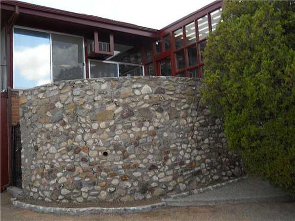 2nd image of 3016 Mesa Verde Ln