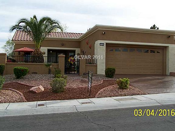 3rd image of 10325 Broom Hill Dr