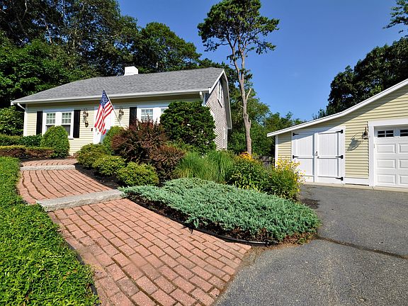 2nd image of 46 Siasconset Drive