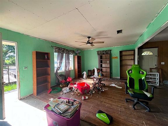 5th image of 520 Denny Rd