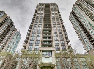 1118 S 12th Ave SW #806, Calgary, AB T2R 0P4