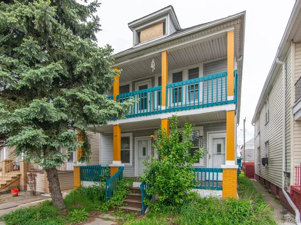 3403 Yemans St, Hamtramck, MI 48212