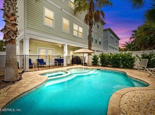 118 10th Ave N, Jacksonville Beach, FL 32250