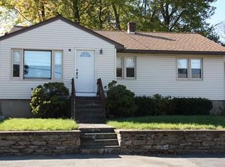 20 Locust Ave, Worcester, MA 01604