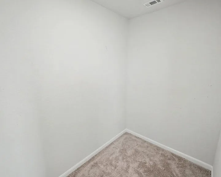3037 Beringer Blvd — Photo 39