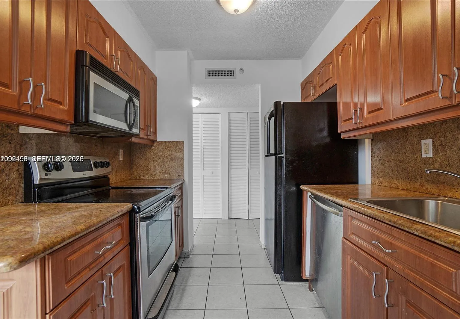 West Bay Plaza Condo — Photo 1