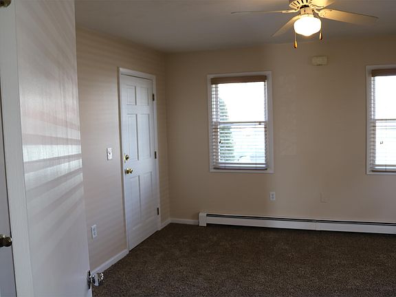 Large Bedroom suited for King Size Bed and all your furnishings. New Carpet 2018
