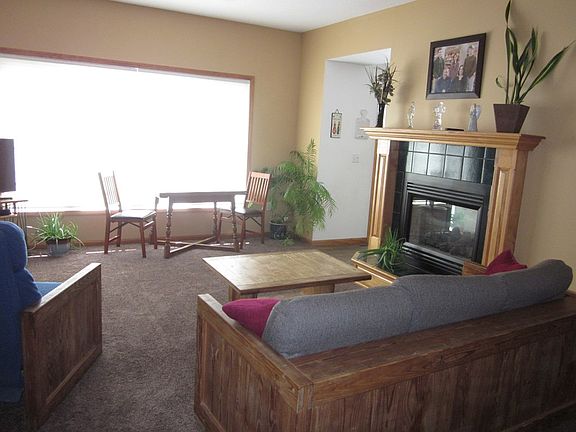 4th image of 1809 Meadow View Dr