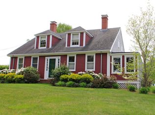 406 Plymouth St, Halifax, MA 02338