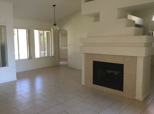 1245 Country Club Dr, Bloomingdale, IL