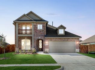 8 Grouse Cir, Sanger, TX 76266