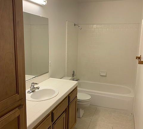 5th image of 1450 E Palisade Dr