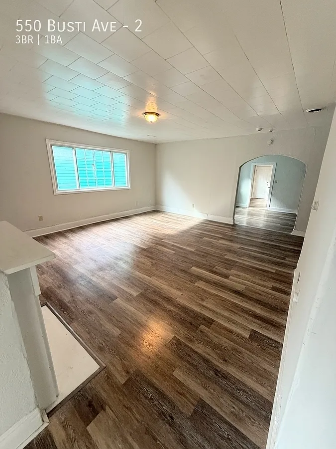 3 bed, 1638 sqft, $1,500 — Photo 2