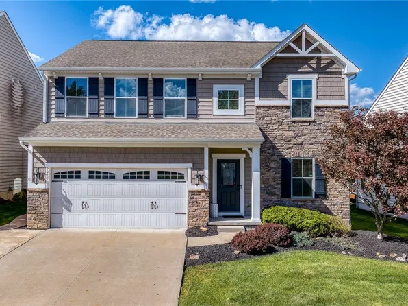 5020 Lake Forest Dr, Peninsula, OH 44264