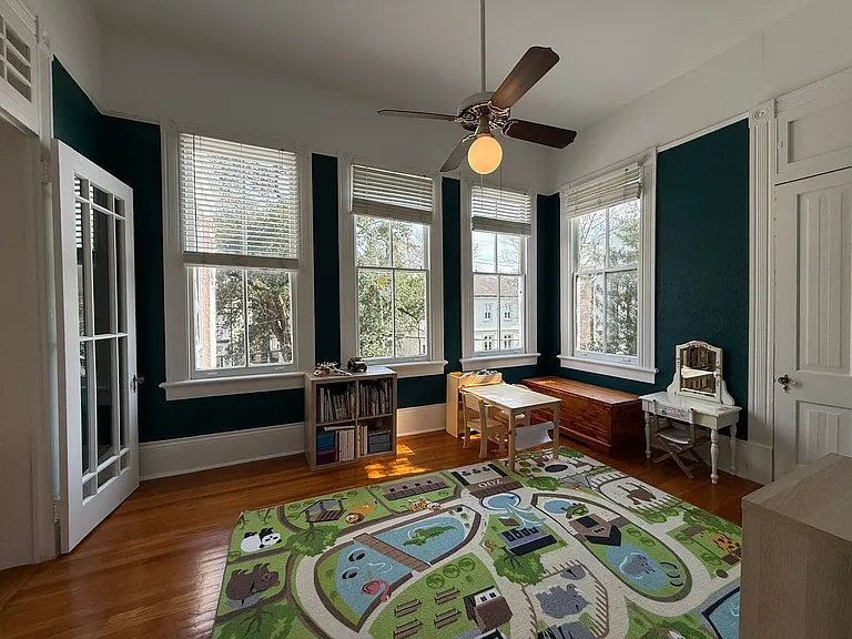 1660 Dufossat St — Photo 10