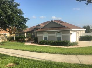 180 Compass Rose Dr, Groveland, FL 34736
