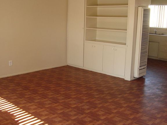 4th image of 1415 E Date St APT 101