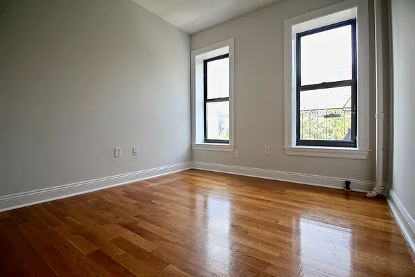 Rented by Maz Group NY | media 22