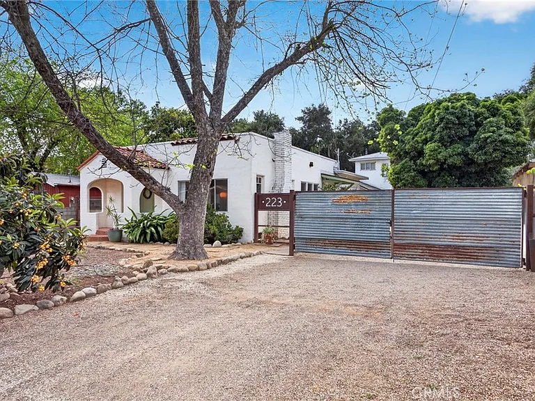 223 S Padre Juan Ave #FRONT — Photo 5