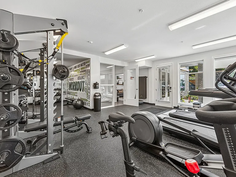 Pacific Ridge Apartments — Photo 40