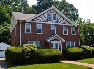 26 Abbott Rd, Dedham, MA 02026