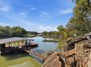 302 Kennon Cir, Palo Pinto, TX 76484