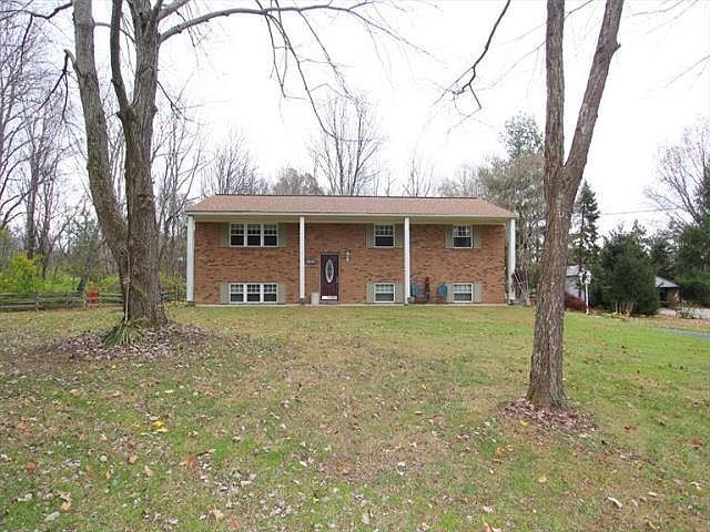 1st image of 2609 Wildwood Ln