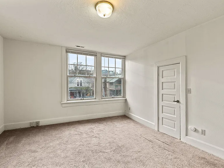 1608 W Main Ave — Photo 13