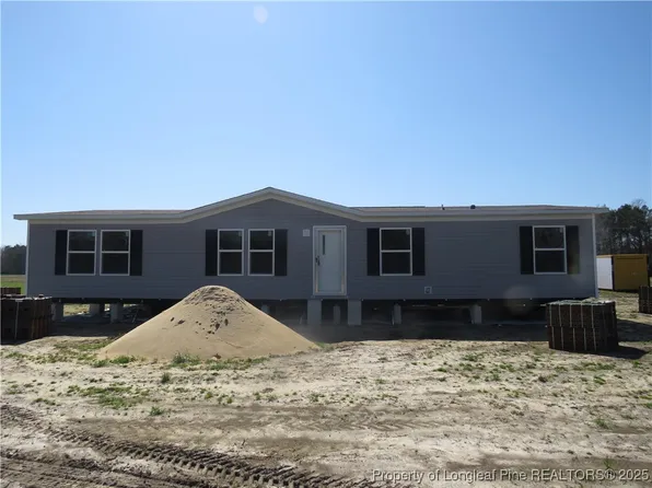 368 Barker Church Rd, Lumberton, NC 28358