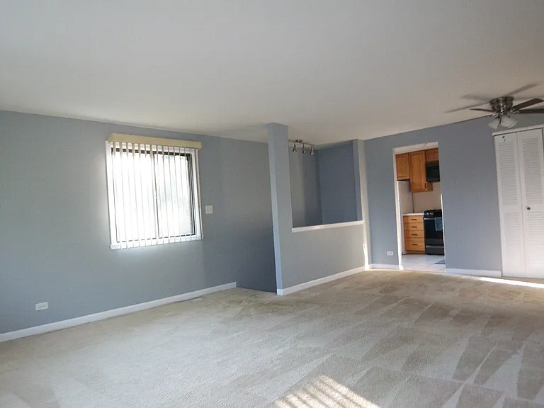 34 N Salem Dr #0 — Photo 2