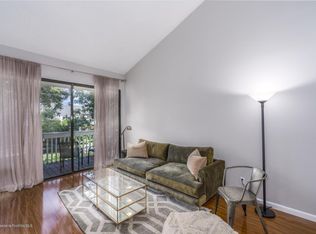 238 Pineview #4A, Irvine, CA 92620