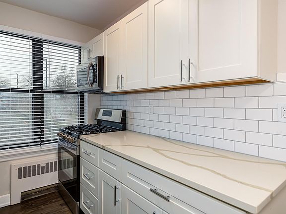 2nd image of 6244 Oakland Ave #308A