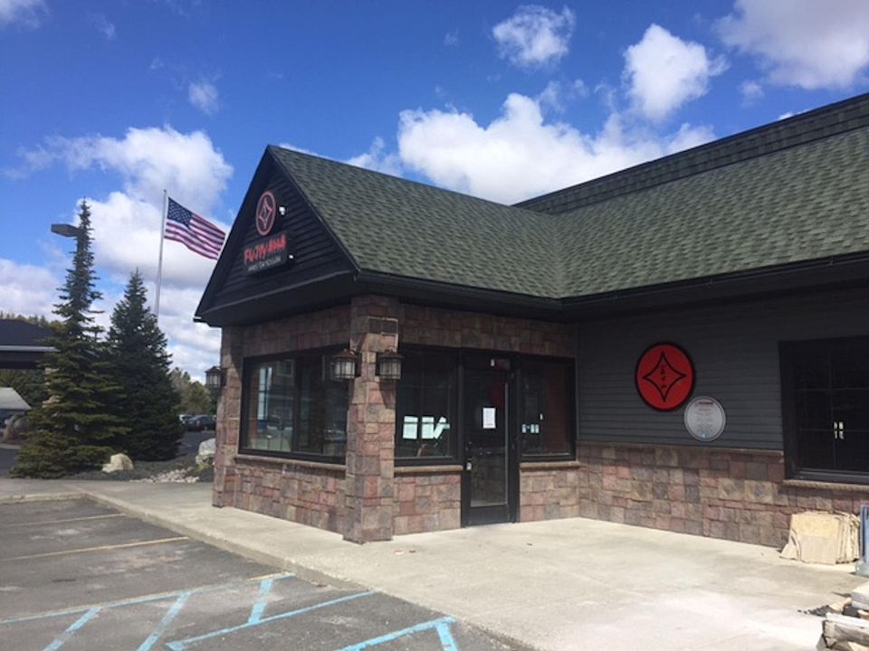 1st image of 1170 SE Bishop Blvd