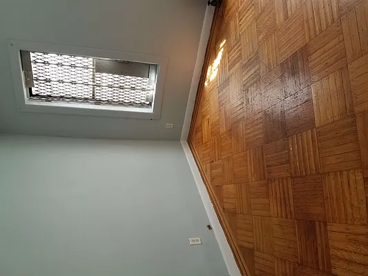 Rented by TAG Real Estate | media 9