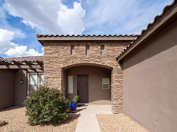5th image of 5572 Barranca Overlook Ct NE