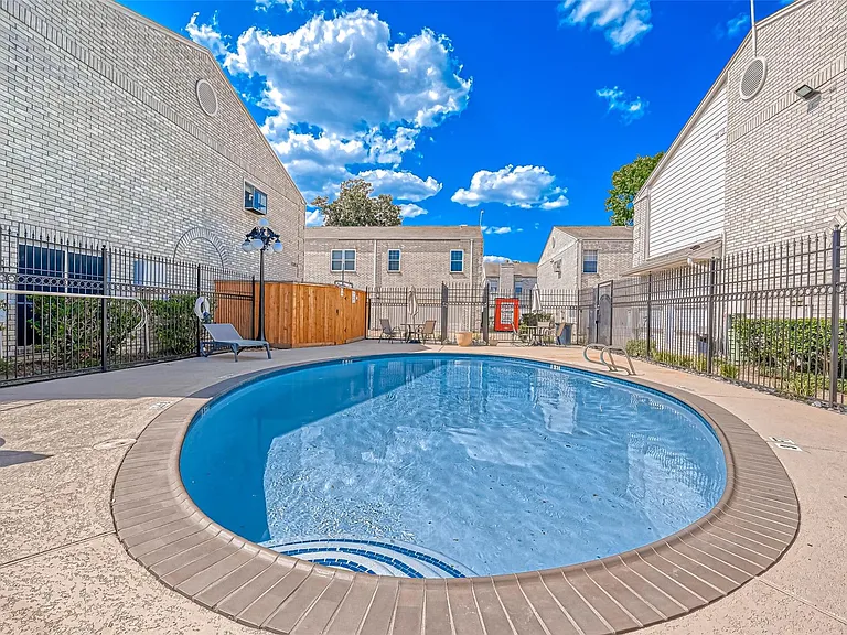3780 Tanglewilde St #604 — Photo 42
