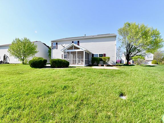 4th image of 10907 Meadow Lake Dr