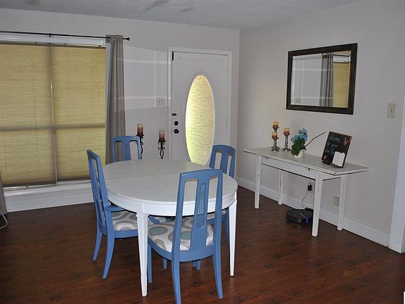 5th image of 416 Somerset Dr