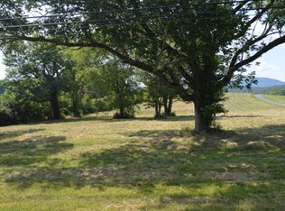 8767 E Valley Rd, Dunlap, TN 37327