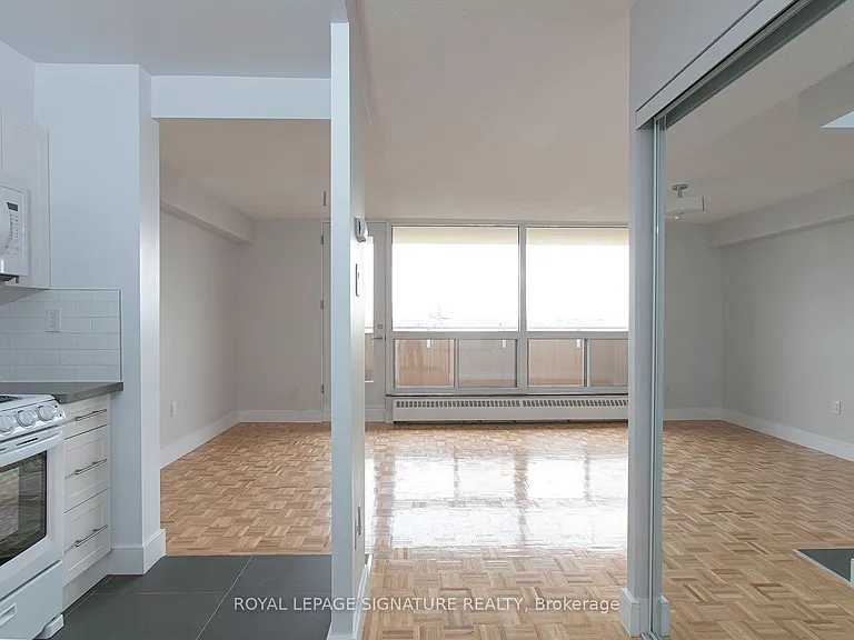 666 Spadina Ave #2115 — Photo 4