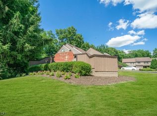 8 Thomas Trl, Morristown, NJ 07960