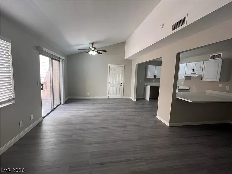 5237 Garden Ln #C — Photo 3