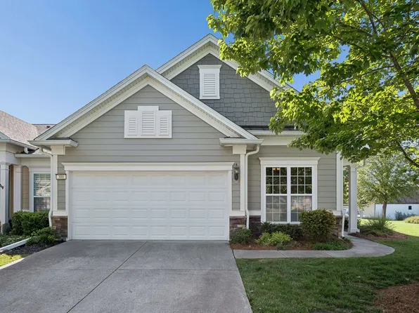 300 Blockade Ln, Mount Juliet, TN 37122